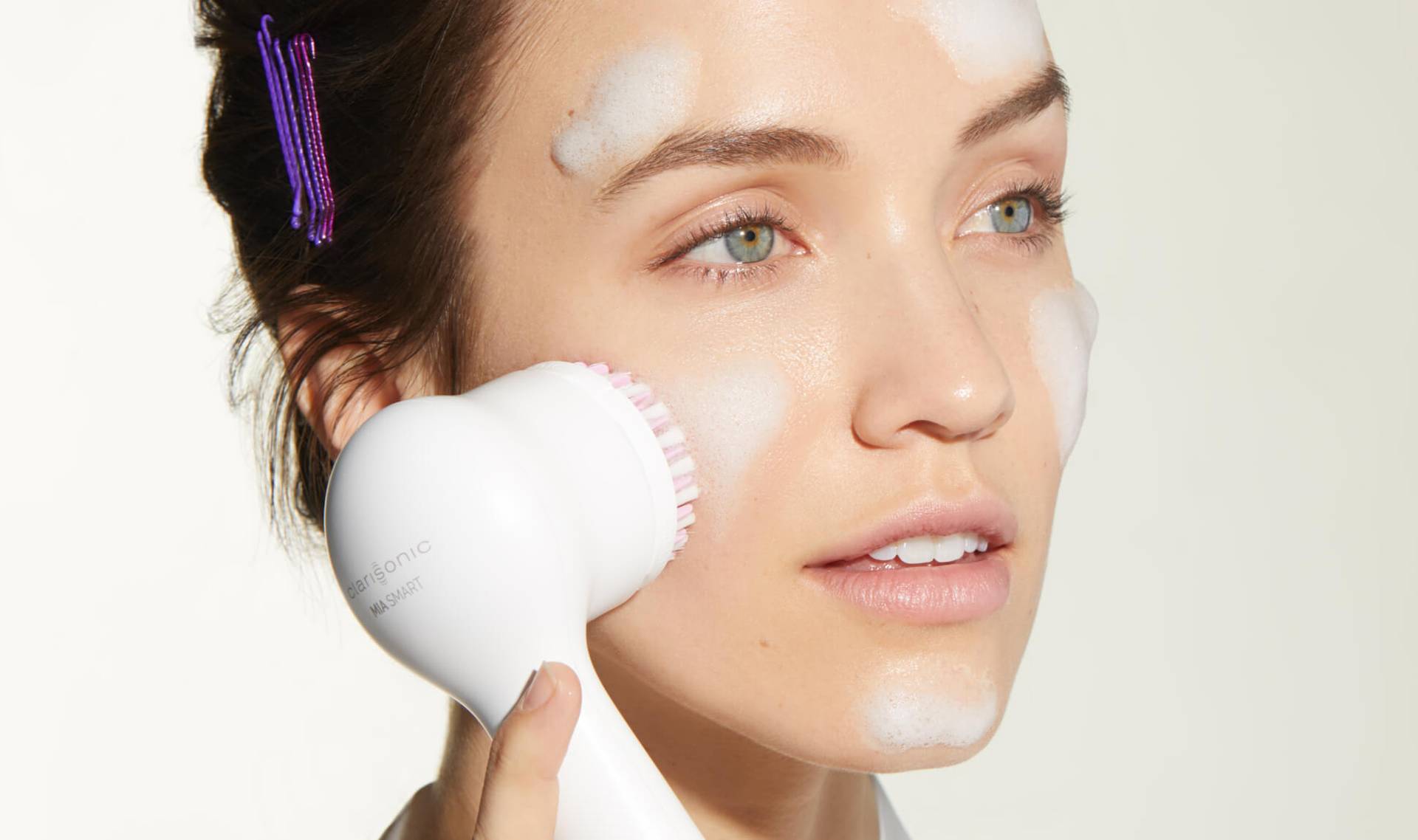 Take Your Cleanse to the Next Level With the Clarisonic Mia Smart