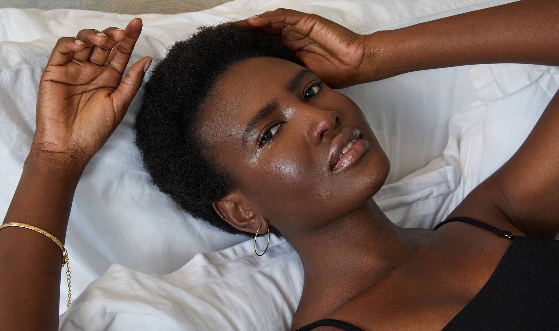 How to Reset and Calm Irritated Skin, According to an Expert