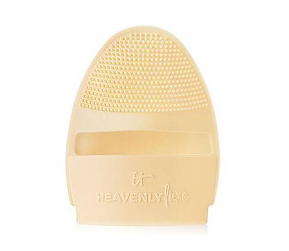 it-cosmetics-heavenly-luxe-facial-cleansing-exfoliating-mitt